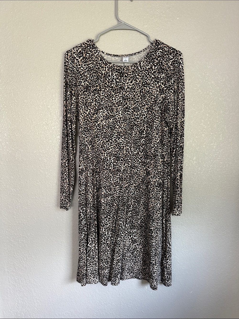 Old Navy Leopard Printed Long Sleeve Knee Length Swing Dress